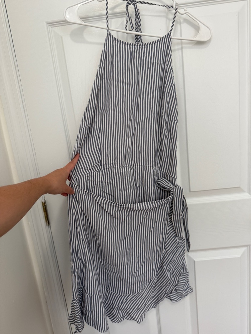 Abercrombie Women’s Striped Halter Tie-Back Dress in Navy and White